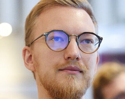 10 стыдных вопросов о деньгах: отвечает финансист Павел Комаровский